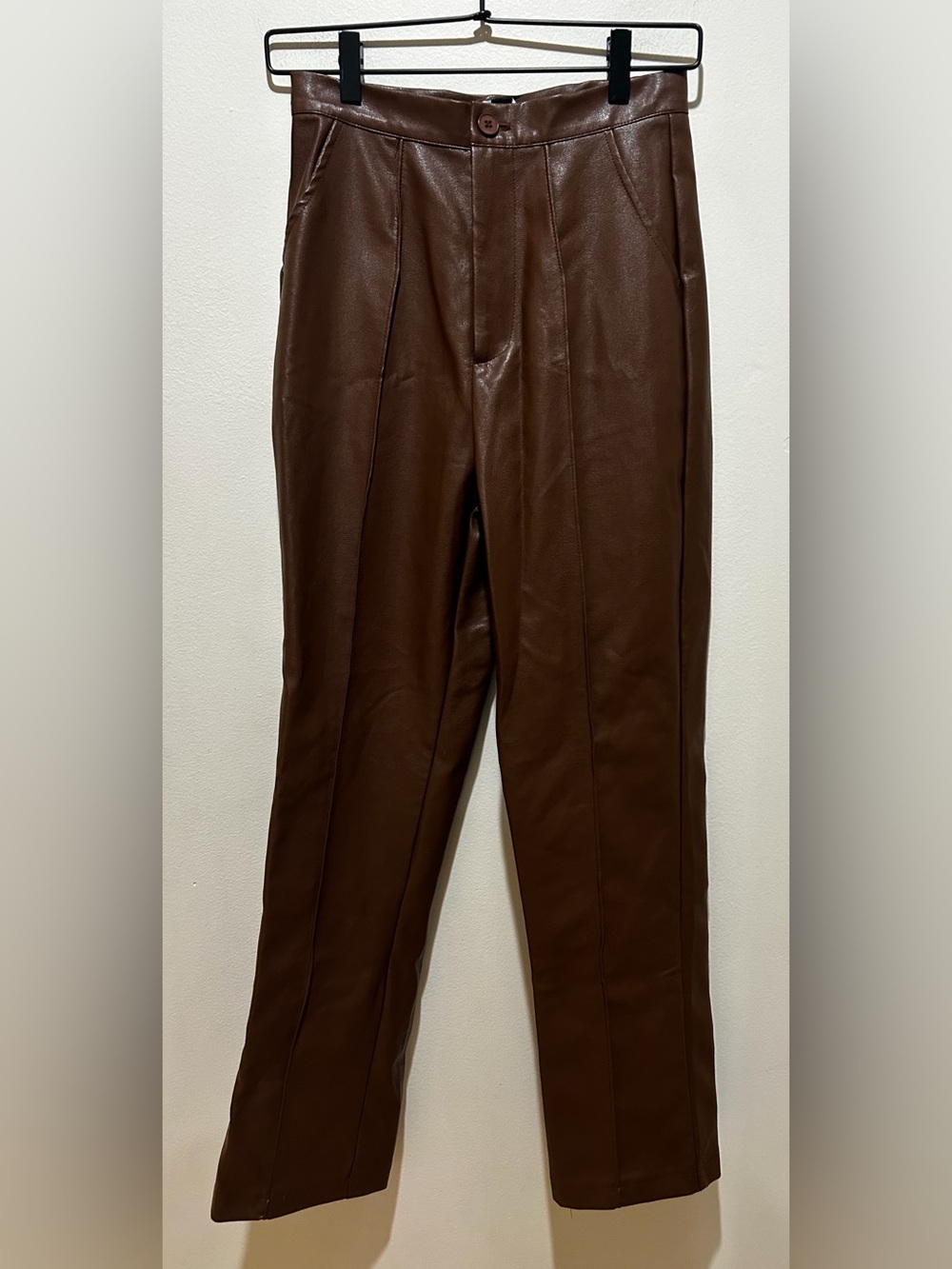 NWT SNDYS by Revolve Lennox PU Faux Leather Dark Chocolate Brown Pants - Size 4